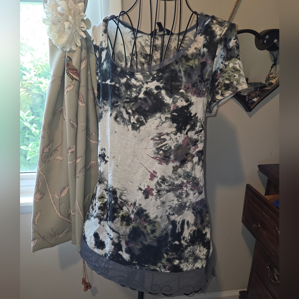 Stylish Women's Tie-Dye Top